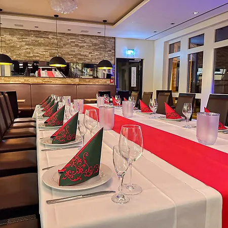 Willow Hotel Restaurant-3